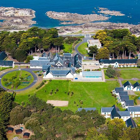 Domaine De Port Aux Rocs Hotel เลอครัวซิก ภายนอก รูปภาพ
